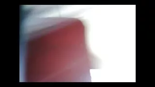 Kogenud diva masturbates tema tuss kuigi Köniinsä karvased pallid stud