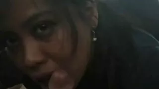 Noored emased sisse lasciviously kell pool poisid