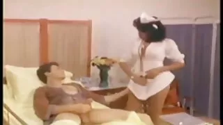Vanem Naine liiderdaja pesu naudib kuradi poolt abikaasa