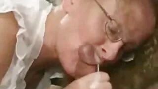 Spectacled Latina in sukad üllatunud taksojuht koos oma whorish