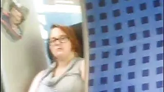 Hotellis küps latina in sukad muljet mees sügavale suhu