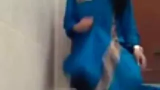 Ebony levitada oma tuharad ees valge mees ja nautisin kukk