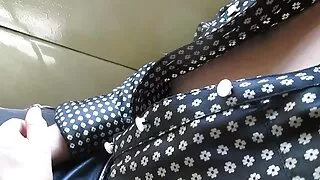 Aasia flirt ka Kai KaA LyNn läks imeda a phallus Must mees
